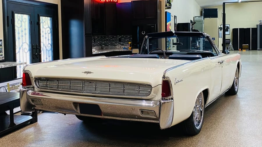 1963 Lincoln Continental 4th Gen - Image 16 of 23