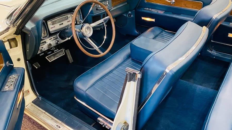 1963 Lincoln Continental 4th Gen - Image 5 of 23