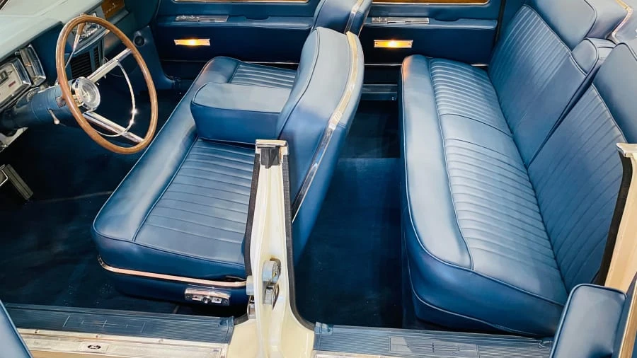 1963 Lincoln Continental 4th Gen - Image 4 of 23