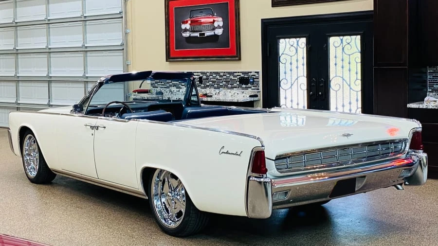 1963 Lincoln Continental 4th Gen - Image 17 of 23