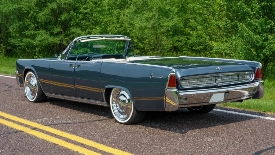 1963 Lincoln Continental 4th Gen - Image 12 of 20