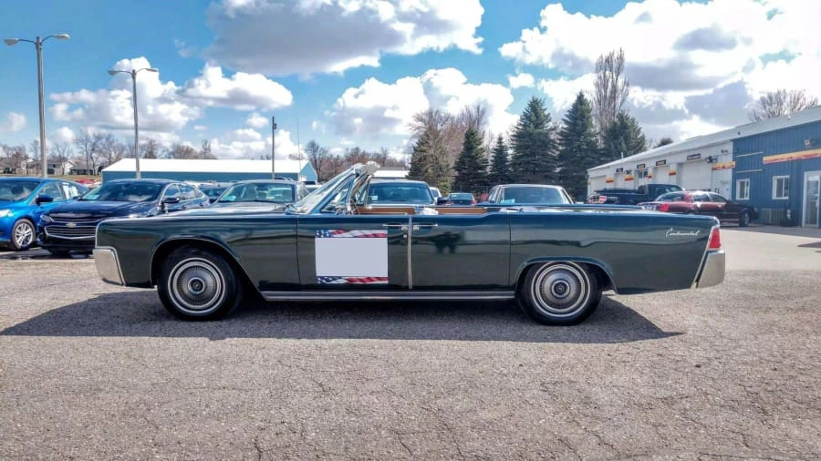 1963 Lincoln Continental 4th Gen - Image 2 of 27