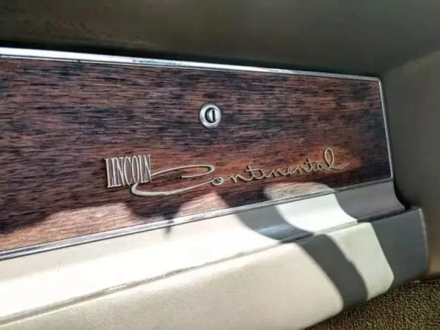 1963 Lincoln Continental 4th Gen - Image 19 of 27