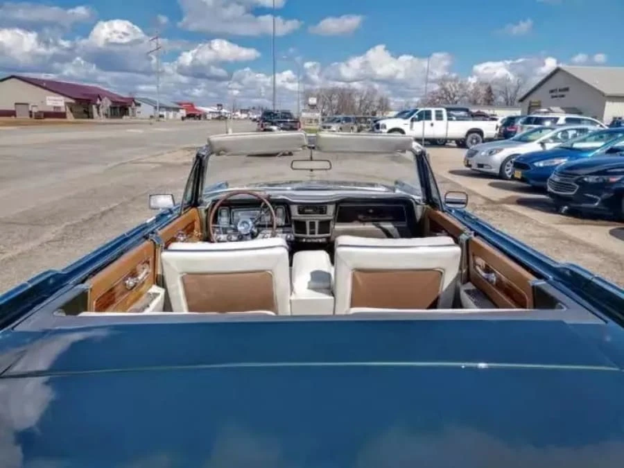 1963 Lincoln Continental 4th Gen - Image 25 of 27