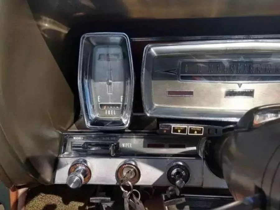 1963 Lincoln Continental 4th Gen - Image 17 of 27
