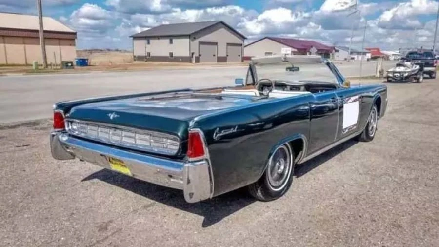 1963 Lincoln Continental 4th Gen - Image 3 of 27