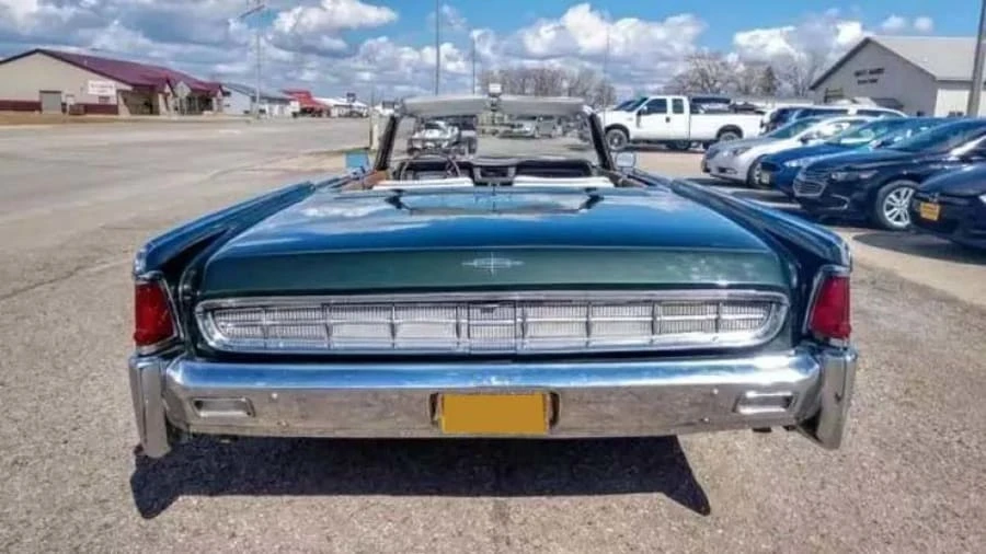 1963 Lincoln Continental 4th Gen - Image 5 of 27