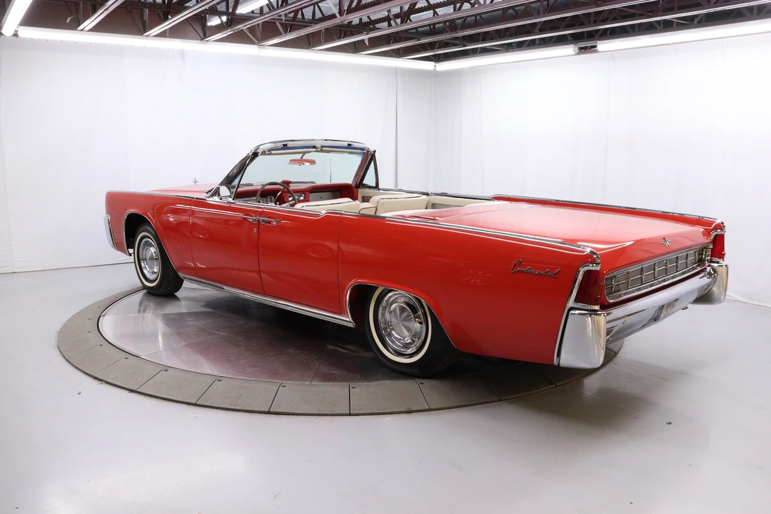 1963 Lincoln Continental 4th Gen - Image 12 of 31
