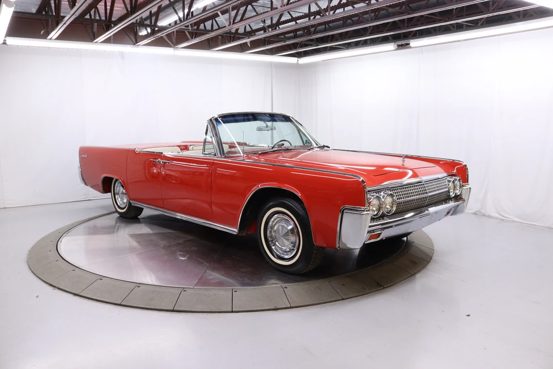 1963 Lincoln Continental 4th Gen - Image 10 of 31