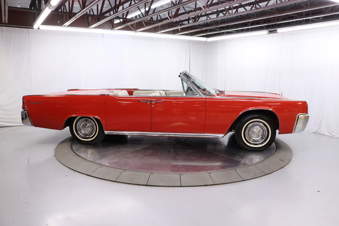 1963 Lincoln Continental 4th Gen - Image 14 of 31