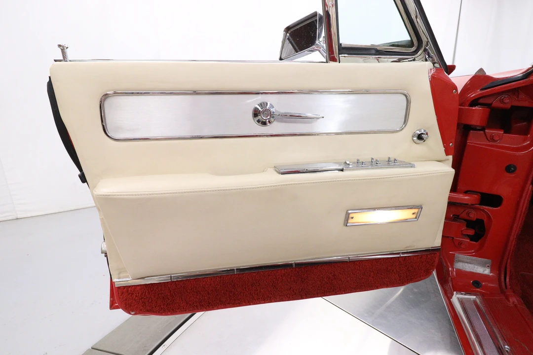 1963 Lincoln Continental 4th Gen - Image 26 of 31