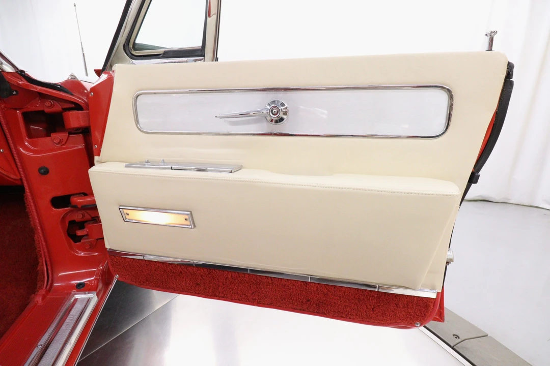 1963 Lincoln Continental 4th Gen - Image 29 of 31