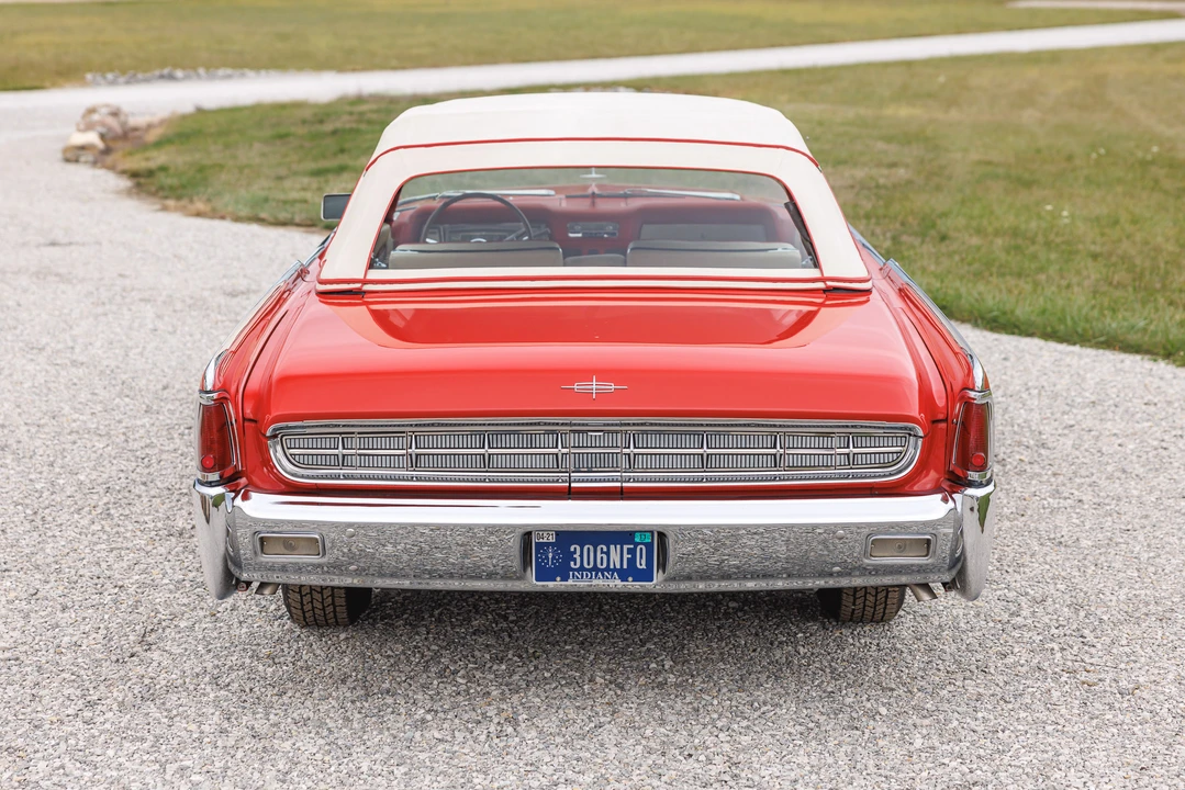 1963 Lincoln Continental 4th Gen - Image 12 of 31