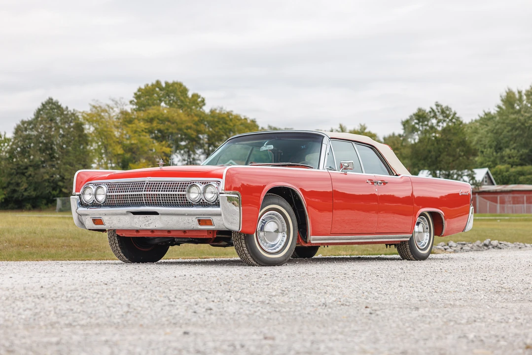 1963 Lincoln Continental 4th Gen - Image 2 of 31