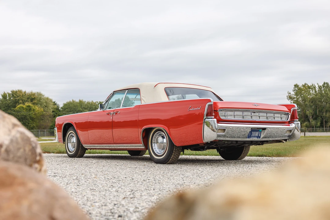 1963 Lincoln Continental 4th Gen - Image 9 of 31