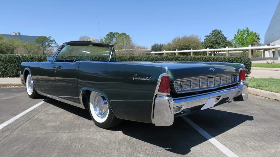 1963 Lincoln Continental 4th Gen - Image 4 of 31
