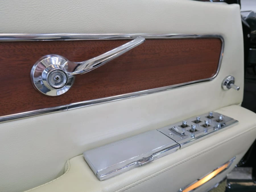 1963 Lincoln Continental 4th Gen - Image 6 of 31