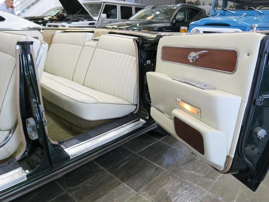 1963 Lincoln Continental 4th Gen - Image 17 of 31