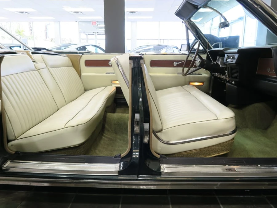 1963 Lincoln Continental 4th Gen - Image 20 of 31