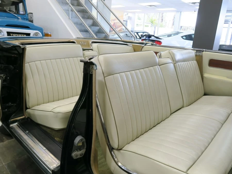 1963 Lincoln Continental 4th Gen - Image 21 of 31