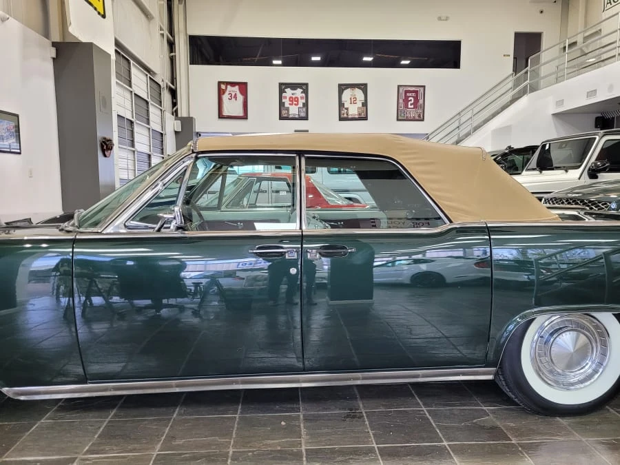 1963 Lincoln Continental 4th Gen - Image 29 of 31