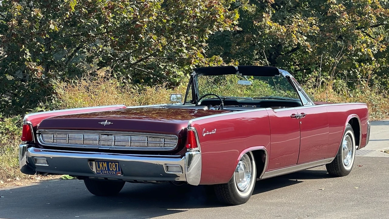 1963 Lincoln Continental 4th Gen - Image 3 of 24