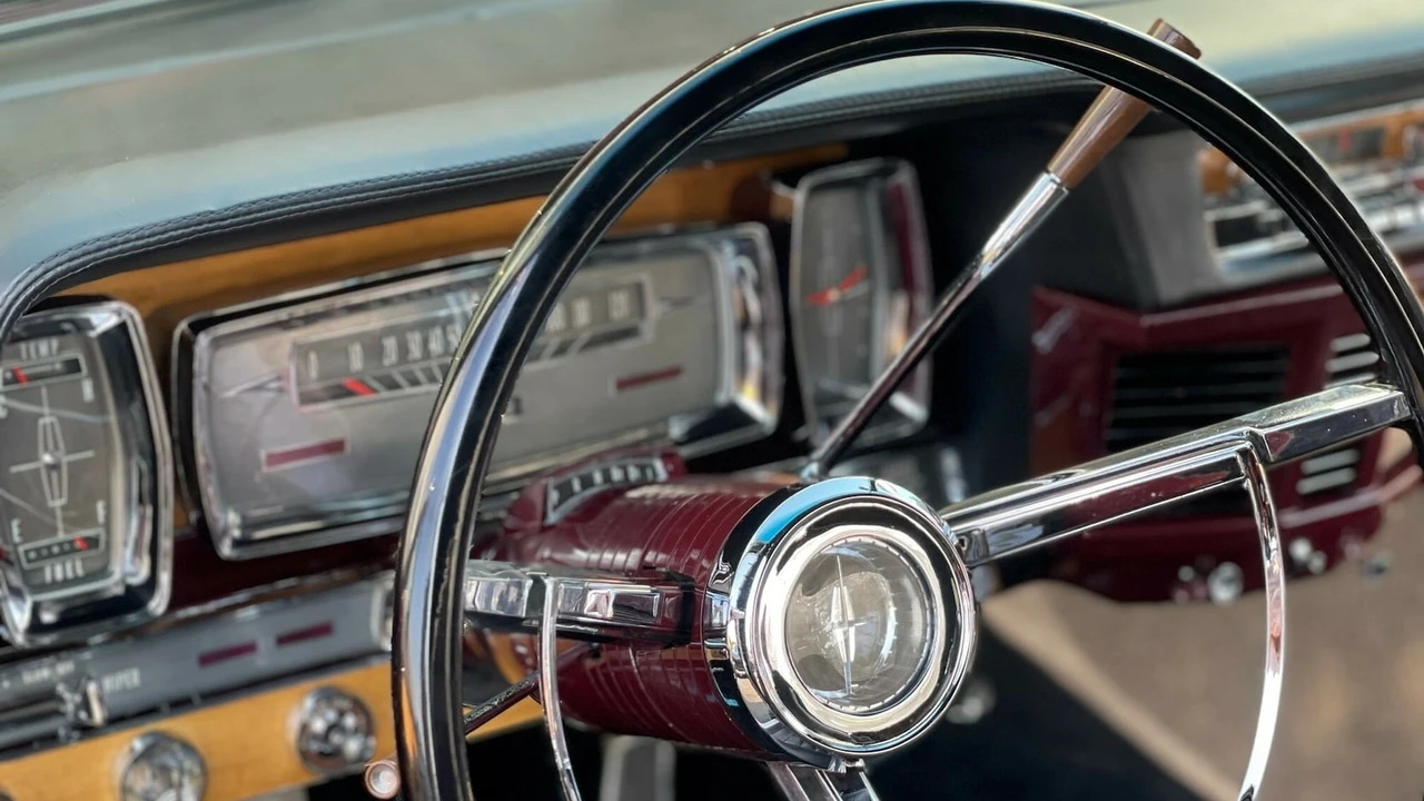 1963 Lincoln Continental 4th Gen - Image 6 of 24