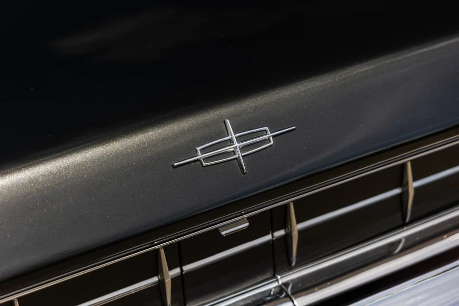 1963 Lincoln Continental 4th Gen - Image 10 of 31