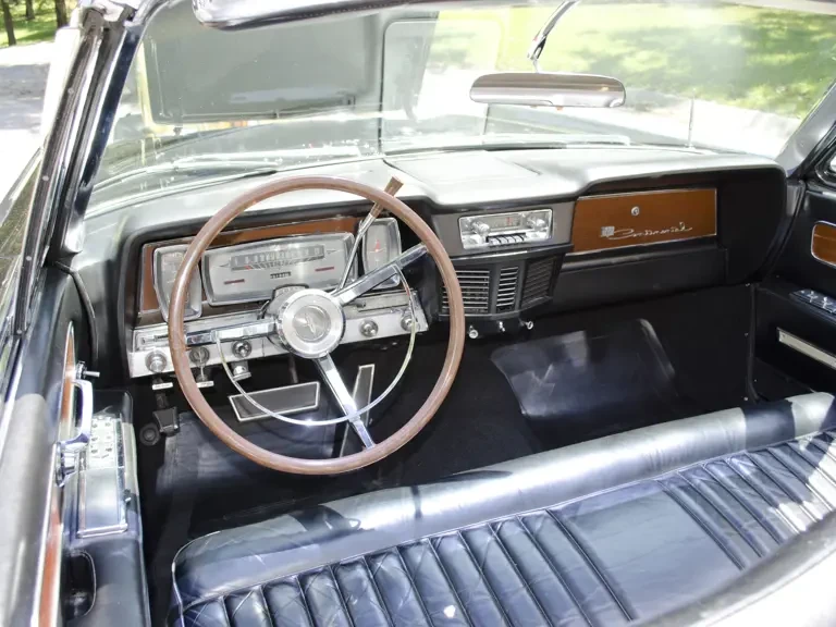1963 Lincoln Continental 4th Gen - Image 5 of 9