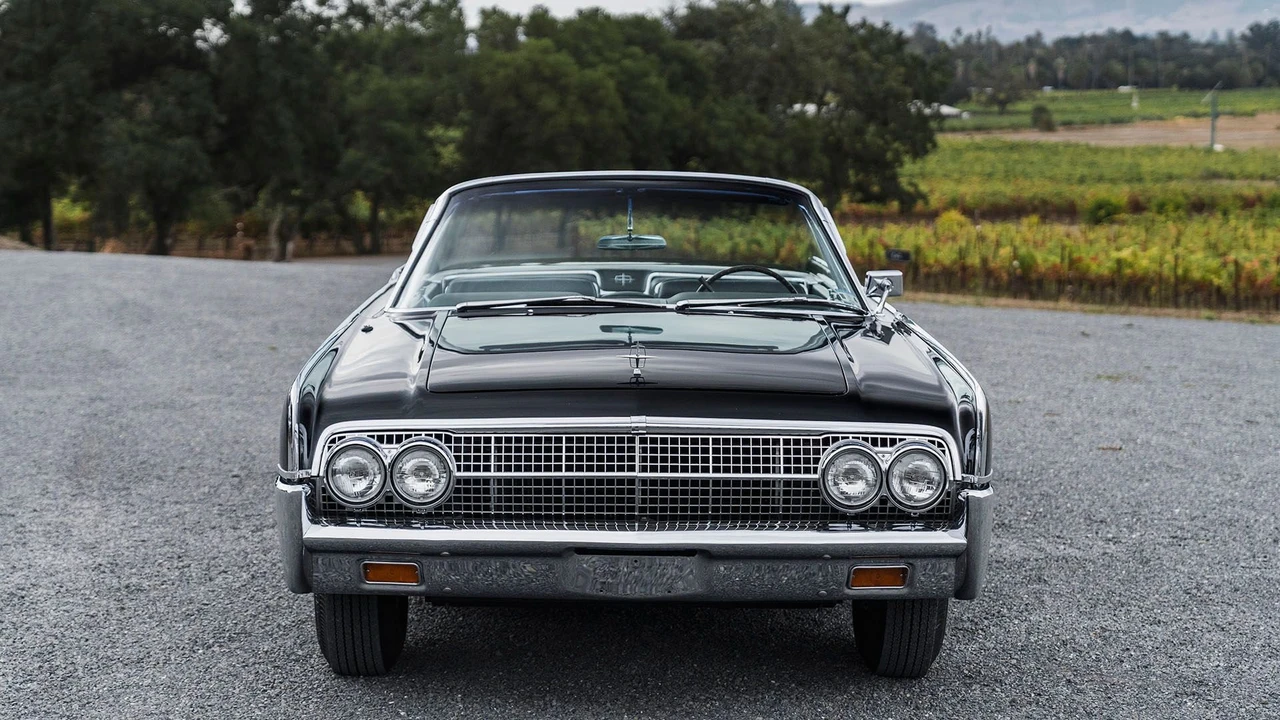 1963 Lincoln Continental 4th Gen - Image 3 of 31
