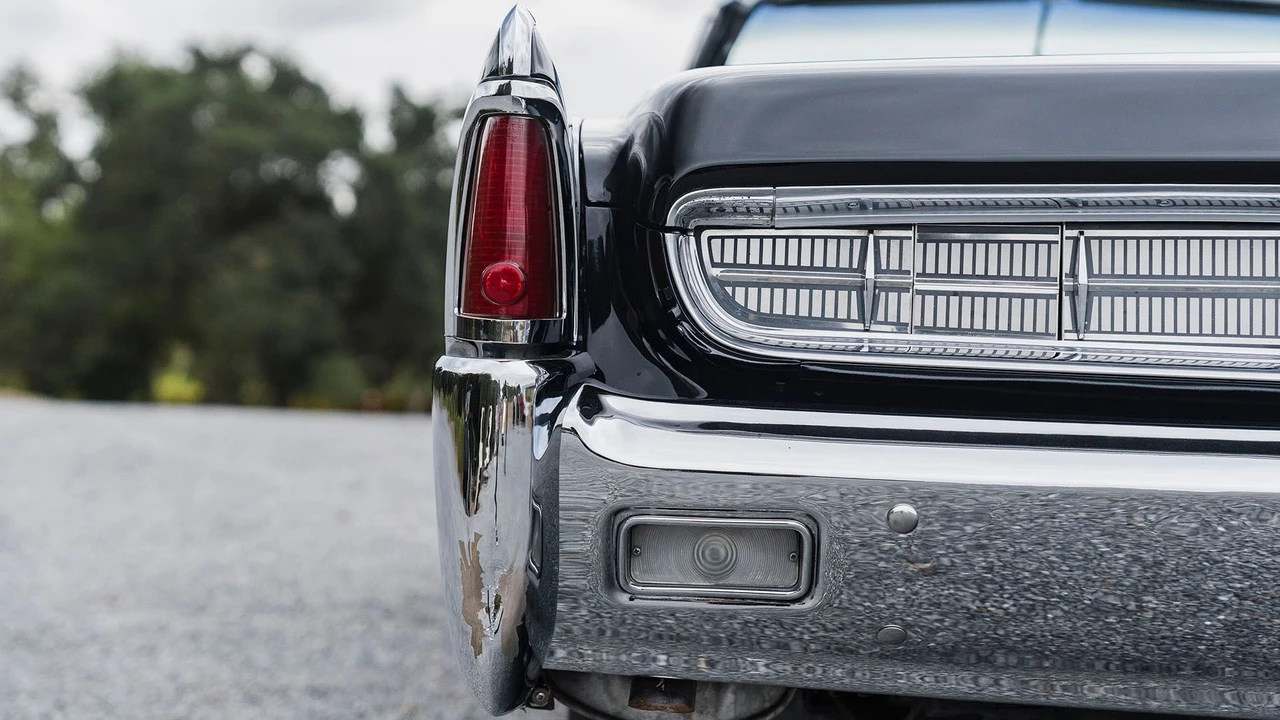1963 Lincoln Continental 4th Gen - Image 29 of 31