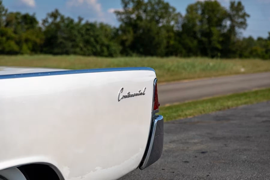 1963 Lincoln Continental 4th Gen - Image 17 of 31