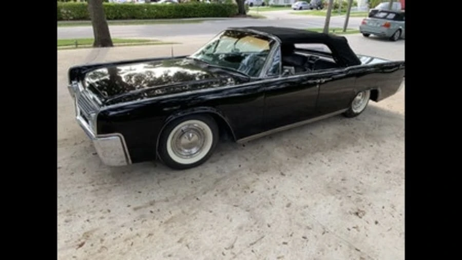 1963 Lincoln Continental 4th Gen - Image 12 of 12