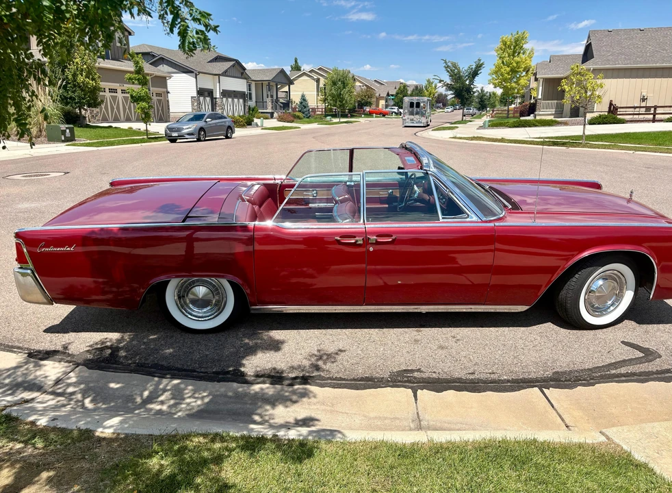1963 Lincoln Continental 4th Gen - Image 11 of 31