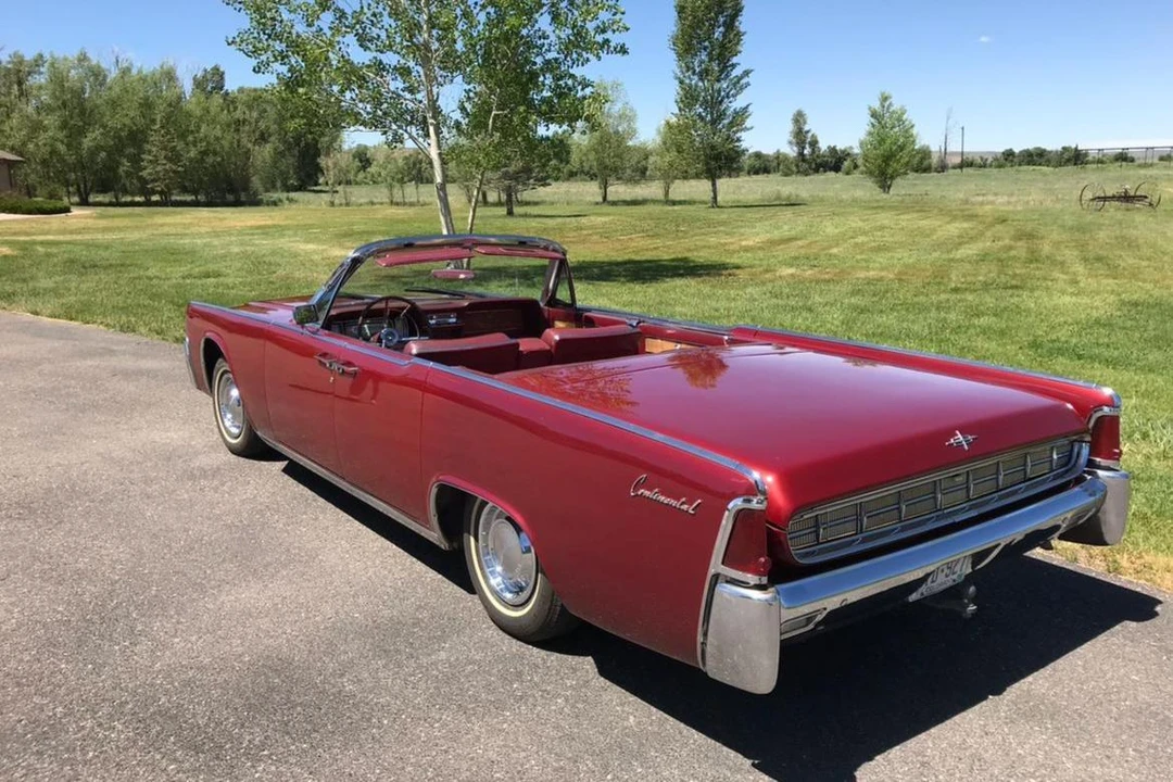 1963 Lincoln Continental 4th Gen - Image 20 of 31