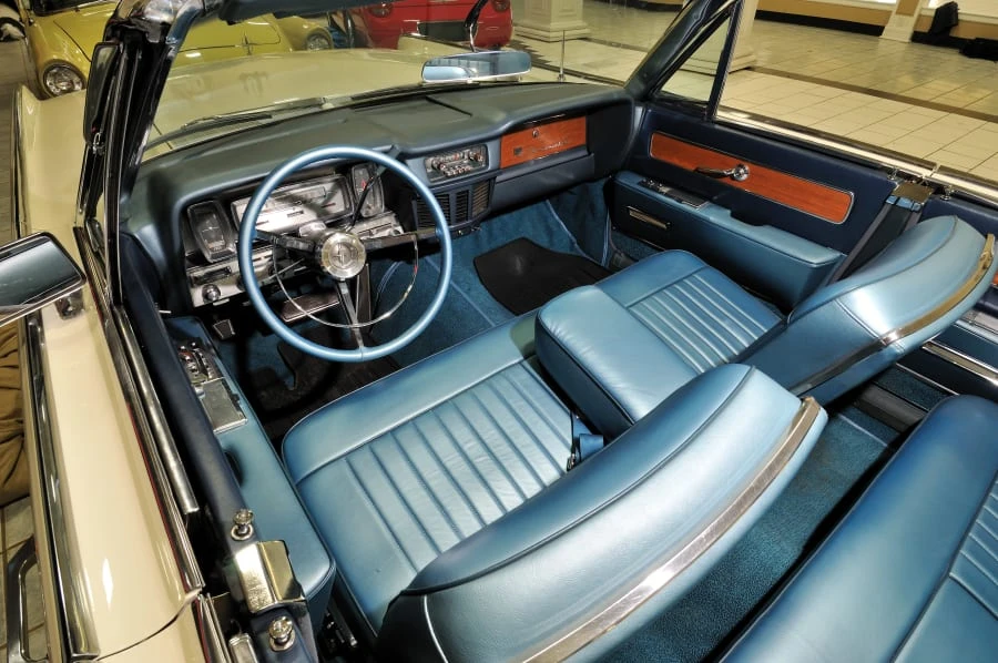 1963 Lincoln Continental 4th Gen - Image 4 of 9