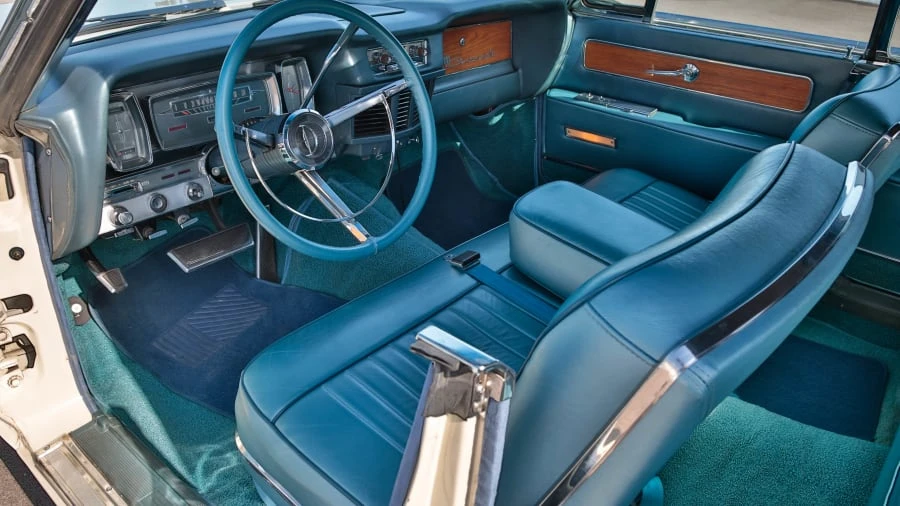 1963 Lincoln Continental 4th Gen - Image 4 of 12