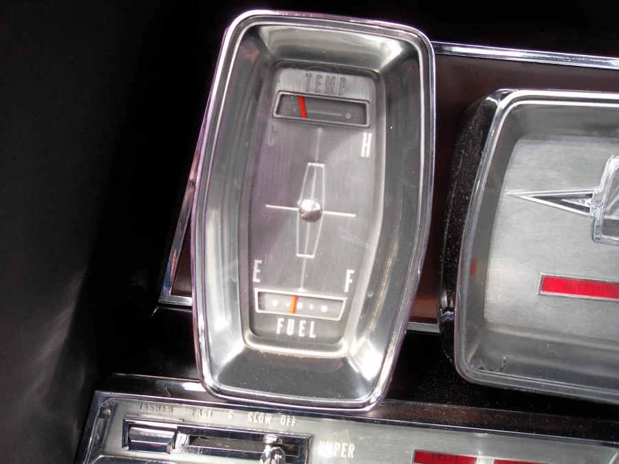 1963 Lincoln Continental 4th Gen - Image 8 of 12