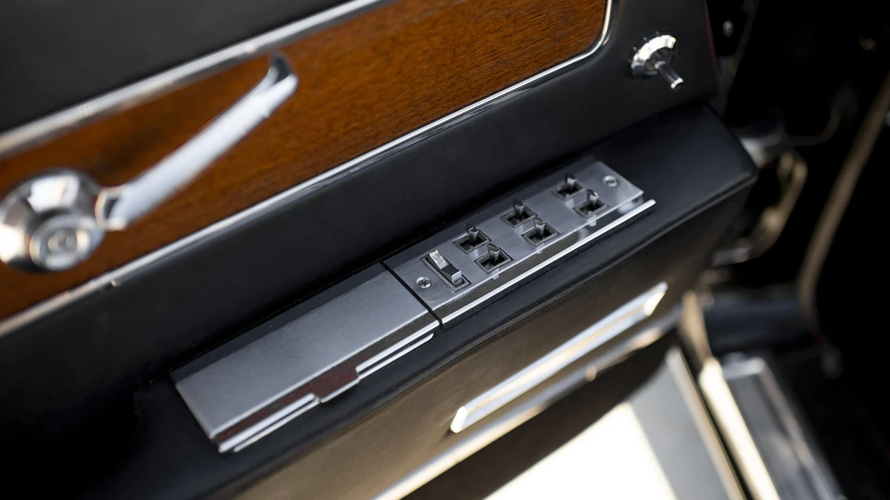 1963 Lincoln Continental 4th Gen - Image 25 of 29