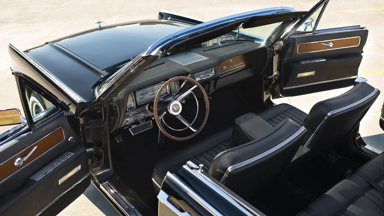 1963 Lincoln Continental 4th Gen - Image 4 of 29