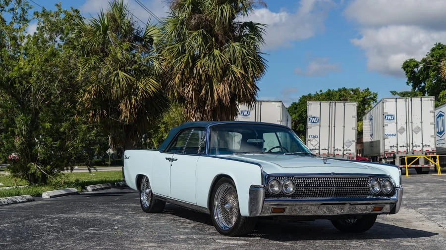 1963 Lincoln Continental 4th Gen - Image 12 of 19