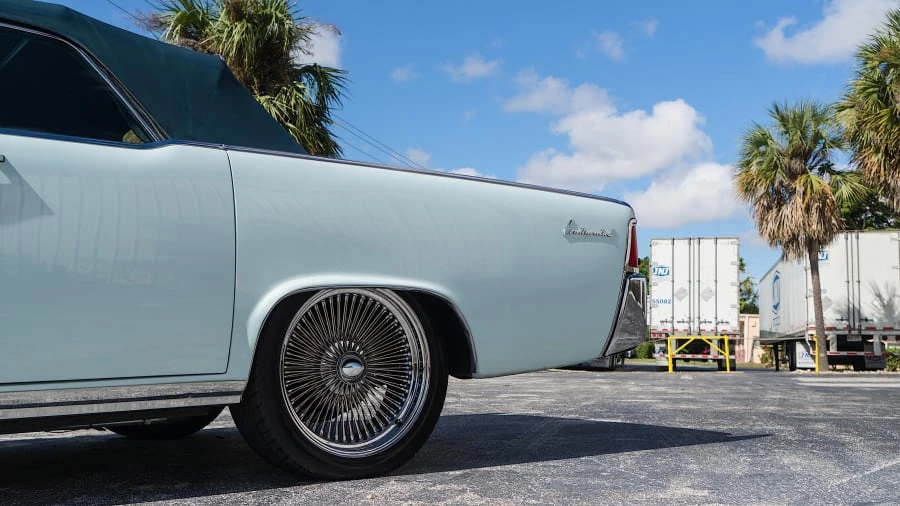 1963 Lincoln Continental 4th Gen - Image 17 of 19