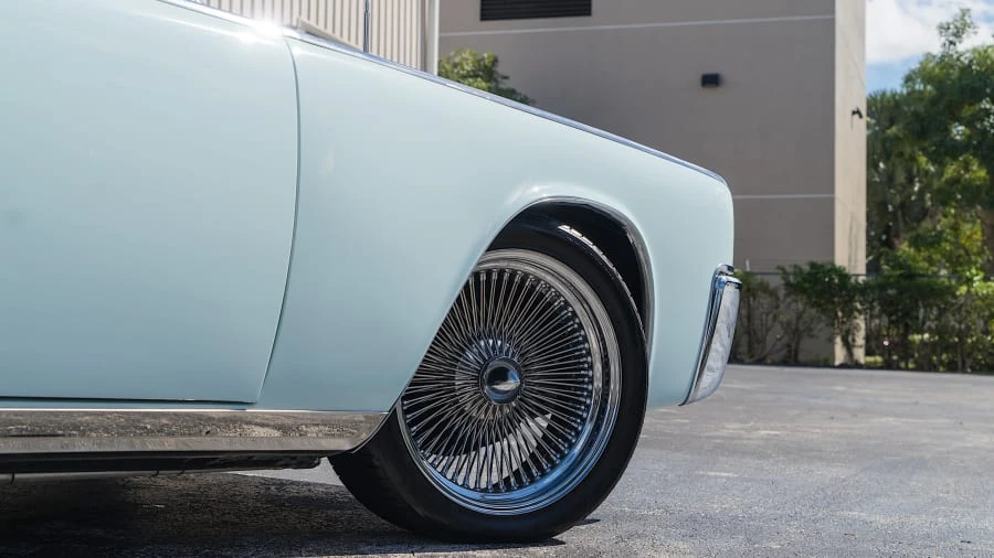 1963 Lincoln Continental 4th Gen - Image 18 of 19