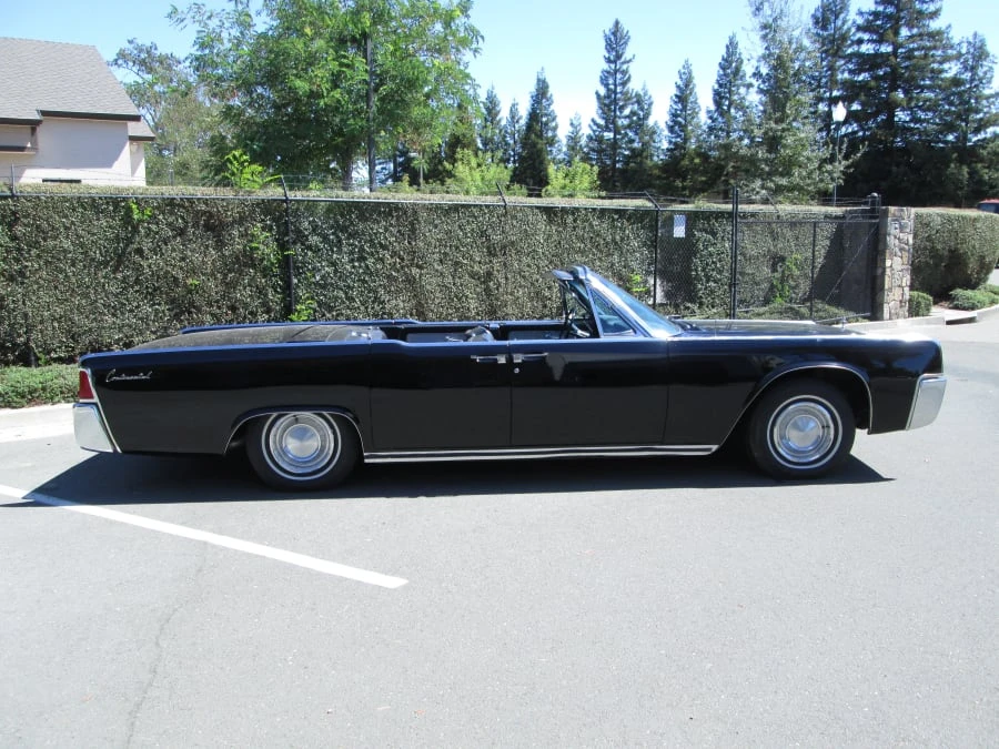 1963 Lincoln Continental 4th Gen - Image 2 of 7