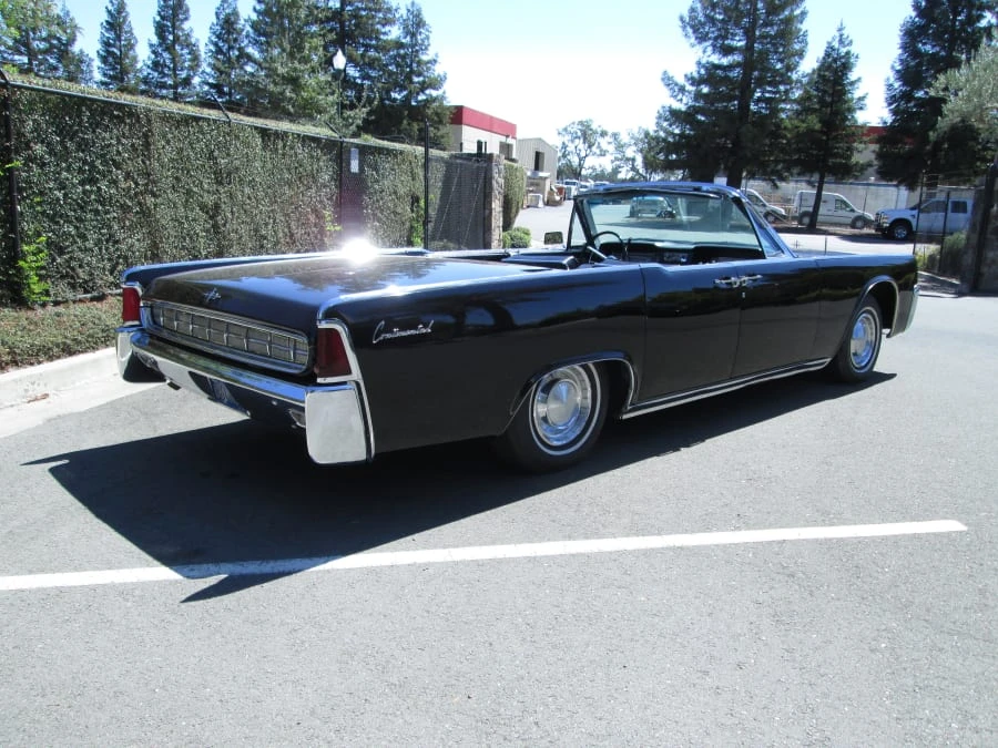 1963 Lincoln Continental 4th Gen - Image 3 of 7