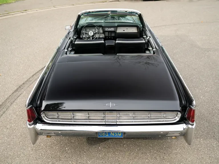 1963 Lincoln Continental 4th Gen - Image 11 of 28