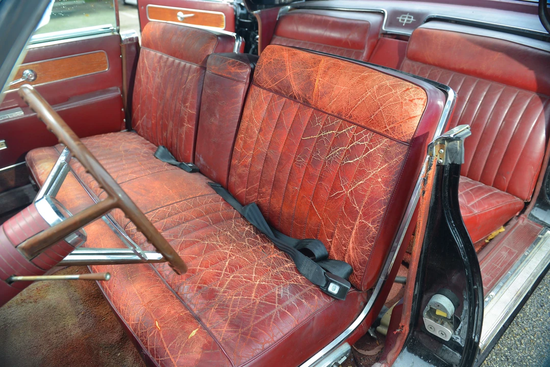 1963 Lincoln Continental 4th Gen - Image 5 of 12