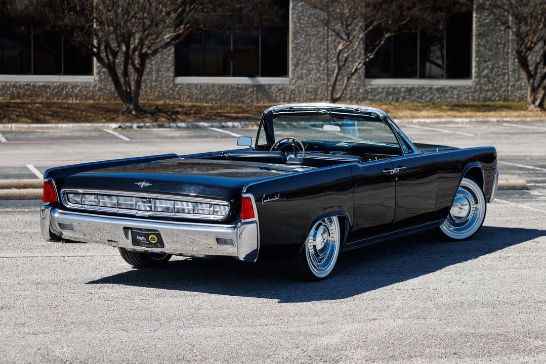 1963 Lincoln Continental 4th Gen - Image 8 of 31