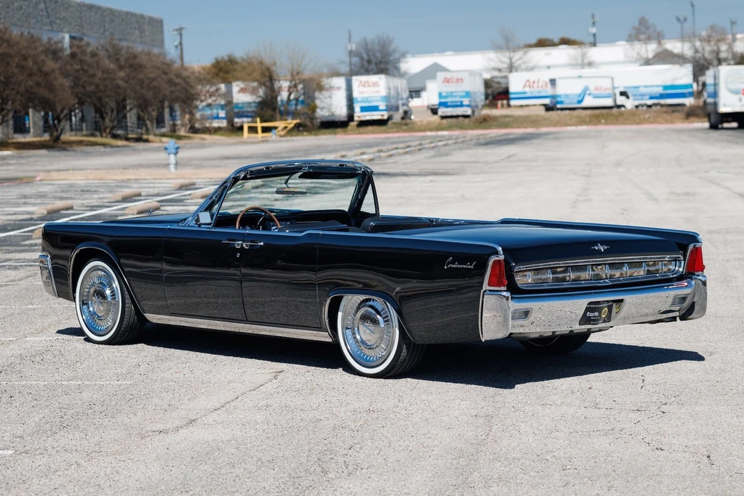 1963 Lincoln Continental 4th Gen - Image 6 of 31