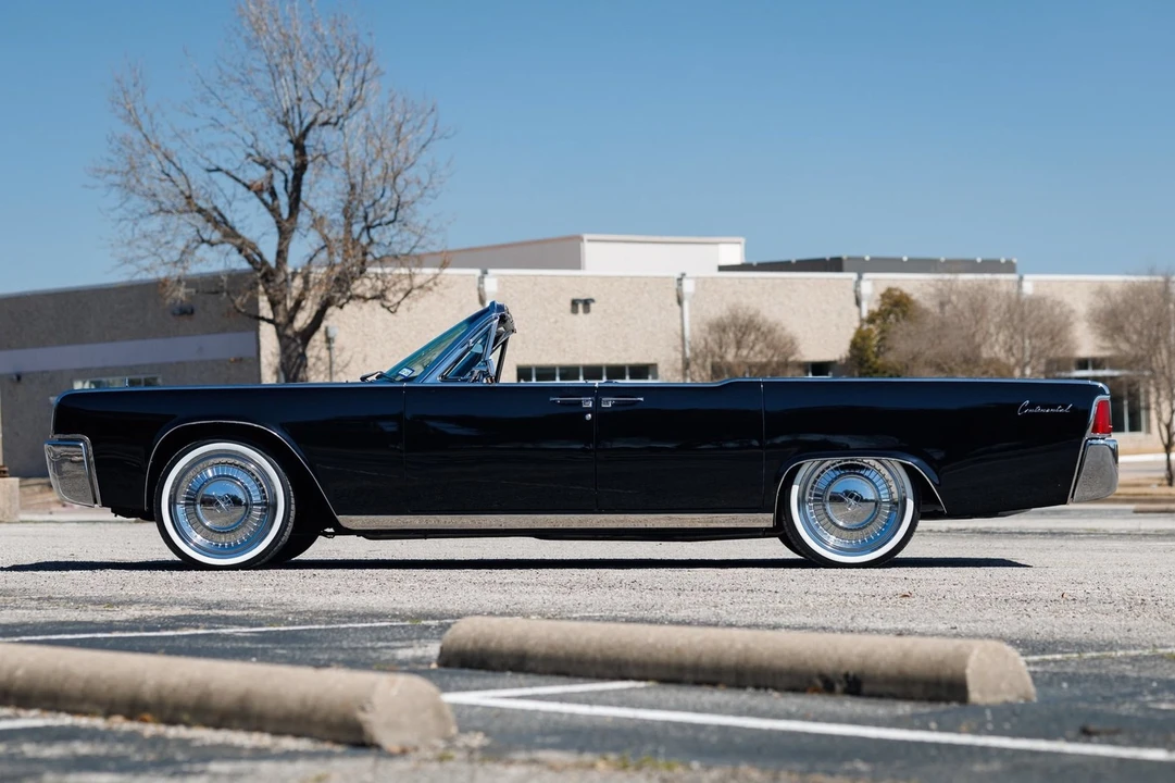 1963 Lincoln Continental 4th Gen - Image 18 of 31